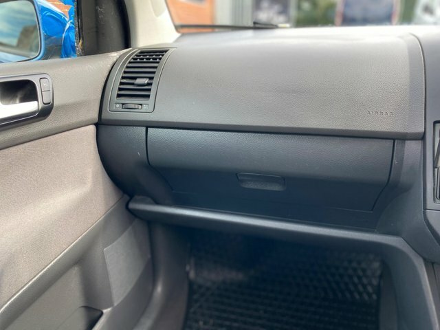 Volkswagen Polo 2006 1.4 S Tdi 68 Bhp Blue #37