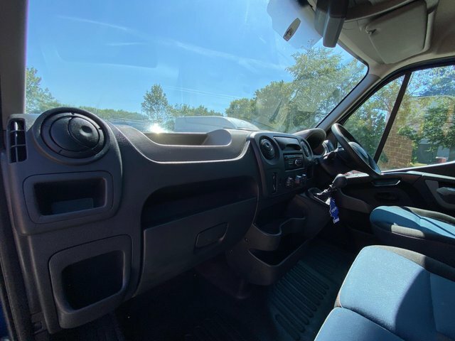 Renault Master 2.3 Lll35 Business 125 Bhp 3.5T L3 Lwb Dropside T White #13