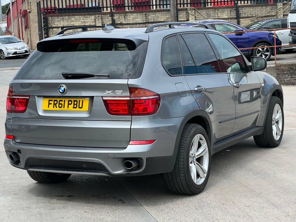 BMW X5 Xdrive30d Se 5-Door Grey #4