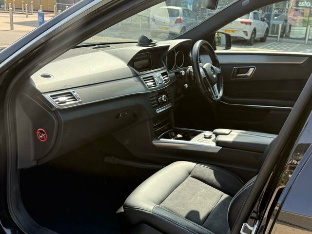 Mercedes-Benz E Class 2.1 E220 Cdi Amg Sport 170 Bhp White #33