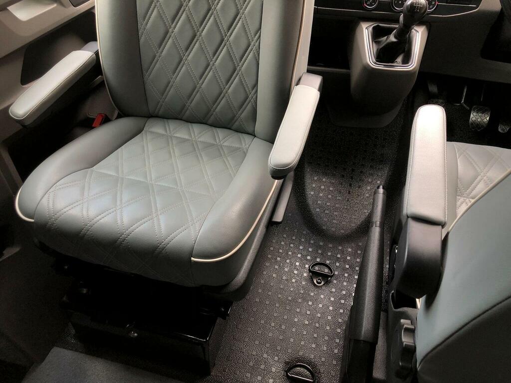 Volkswagen Transporter T30 Tdi P Black #44