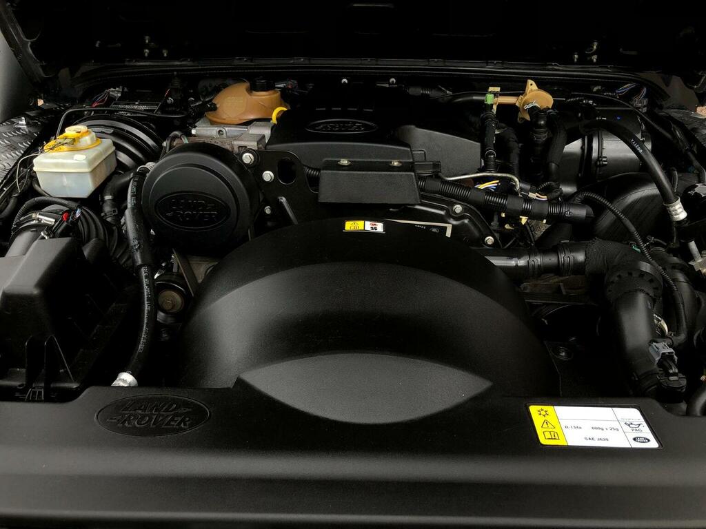 Land Rover Defender 110 Tdci Black #112