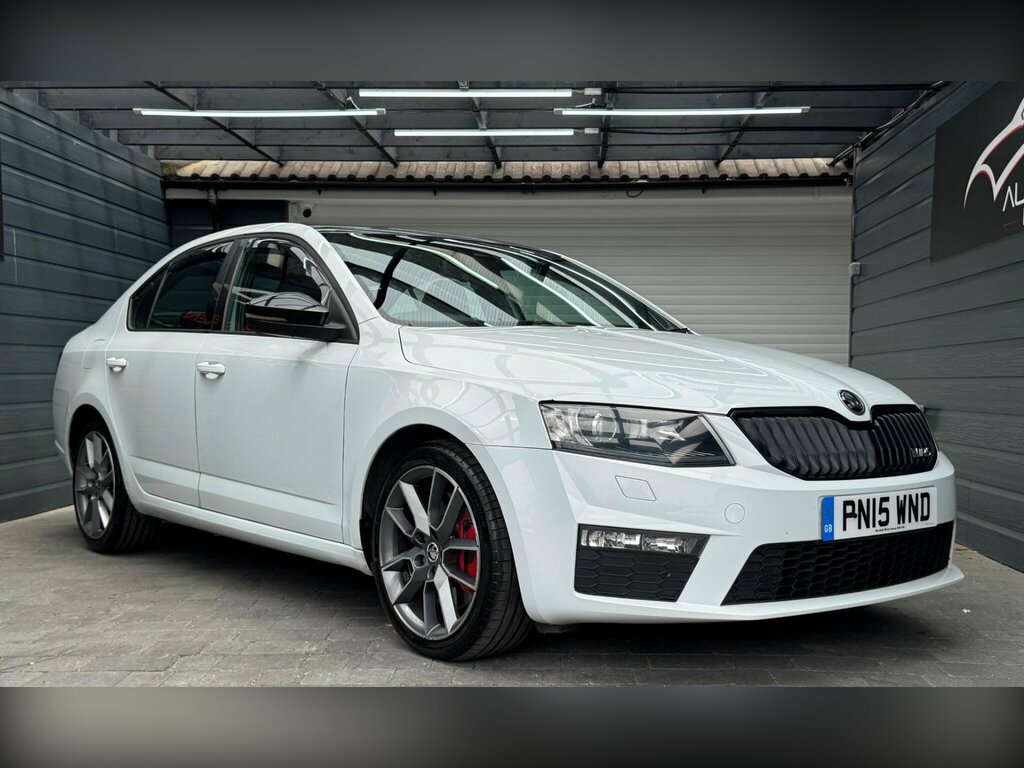 Skoda Octavia 2.0 Tfsi Vrs Dsg Euro 6 Ss White #2