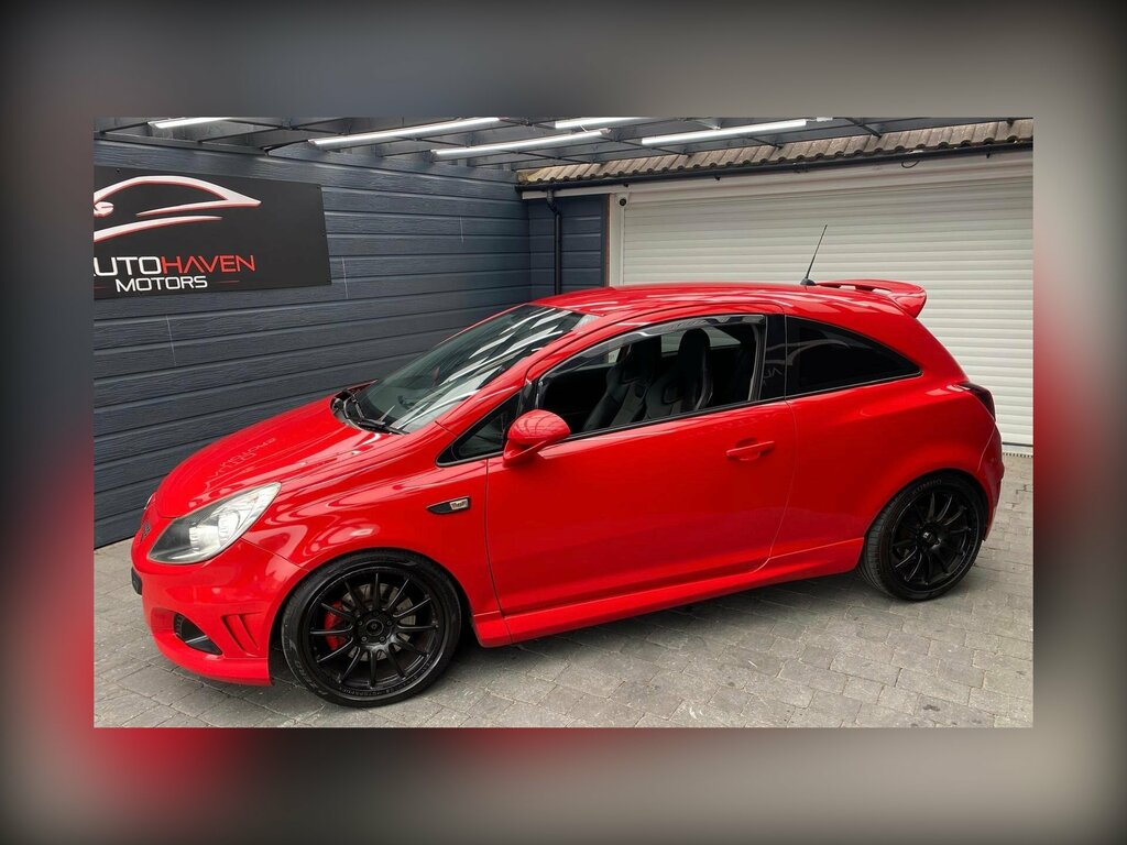 Vauxhall Corsa 1.2 Club Ac 16V 80 Bhp Silver #31