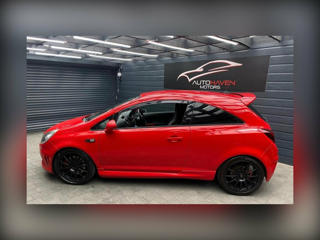 Vauxhall Corsa 1.2 Club Ac 16V 80 Bhp Silver #39