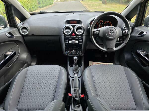 Vauxhall Corsa 1.4 16V Se Euro 5 FN63XRJ  #2
