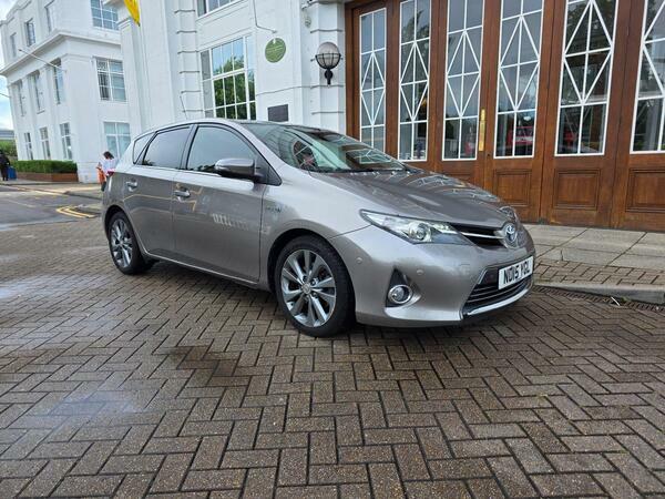 Toyota Auris 1.8 Vvt-h Excel Cvt Euro 5 Ss 