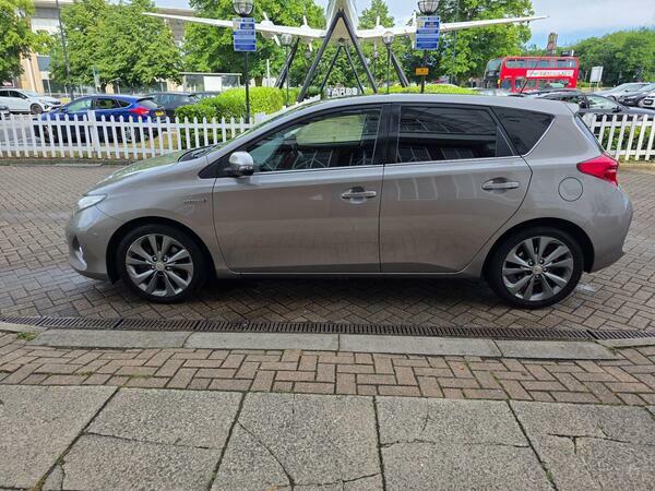 Toyota Auris 1.8 Vvt-h Excel Cvt Euro 5 Ss  #5