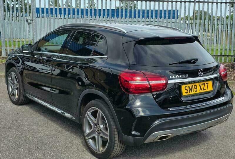 Mercedes-Benz C Class 1.6 Gla200 Amg Line Black #5