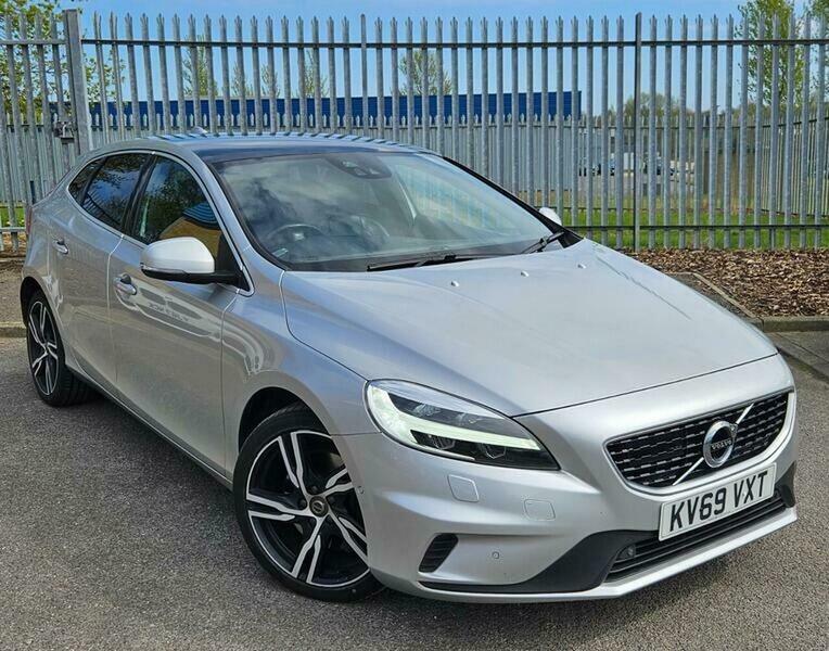 Volvo V40 2.0 D2 R-design Edition Silver #2