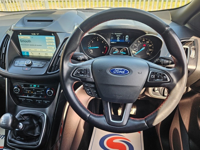 Ford Kuga 1.5 Tdci St-line X AF18PKJ White #6
