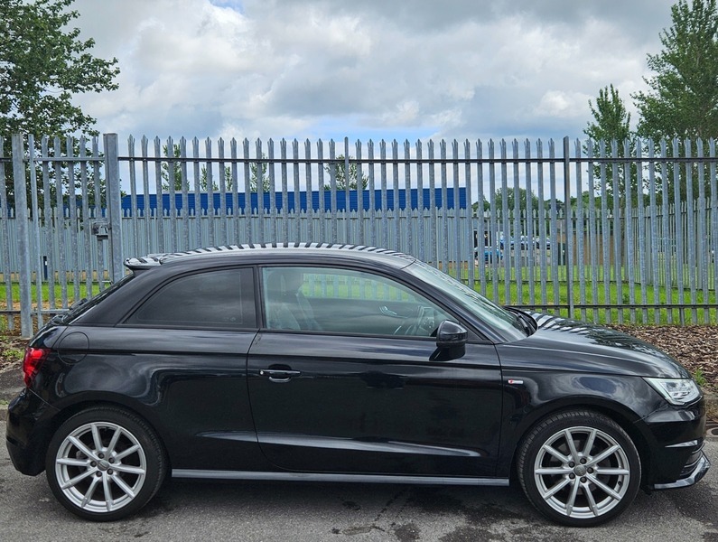 Audi A1 1.4 Tfsi S Line KP16VLL Black #2