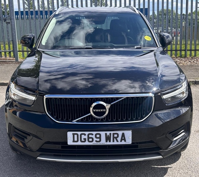 Volvo XC40 2.0 D3 Momentum Suv Black #6