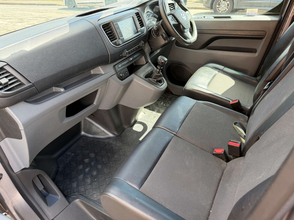 Vauxhall Vivaro 1.6 Cdti 2900 Silver #9