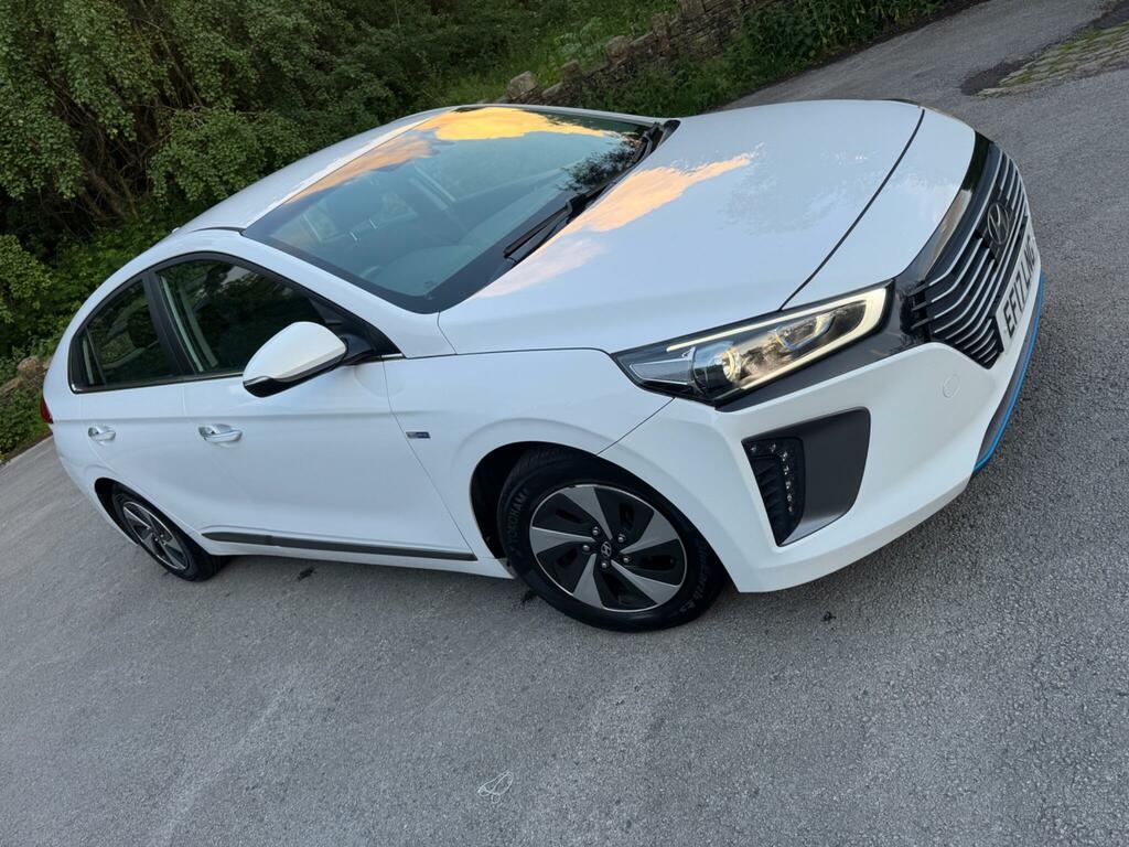Hyundai Ioniq 1.6 H-gdi Premium Dct Euro 6 Ss White #3