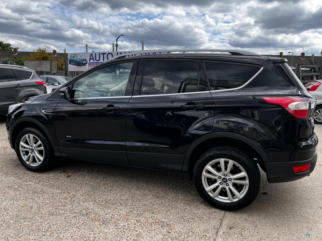 Ford Kuga 1.5T Ecoboost Zetec Awd Euro 6 Ss LN68XYC Black #4