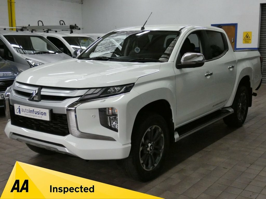 Mitsubishi L200 2.2L Dc Barbarian X White