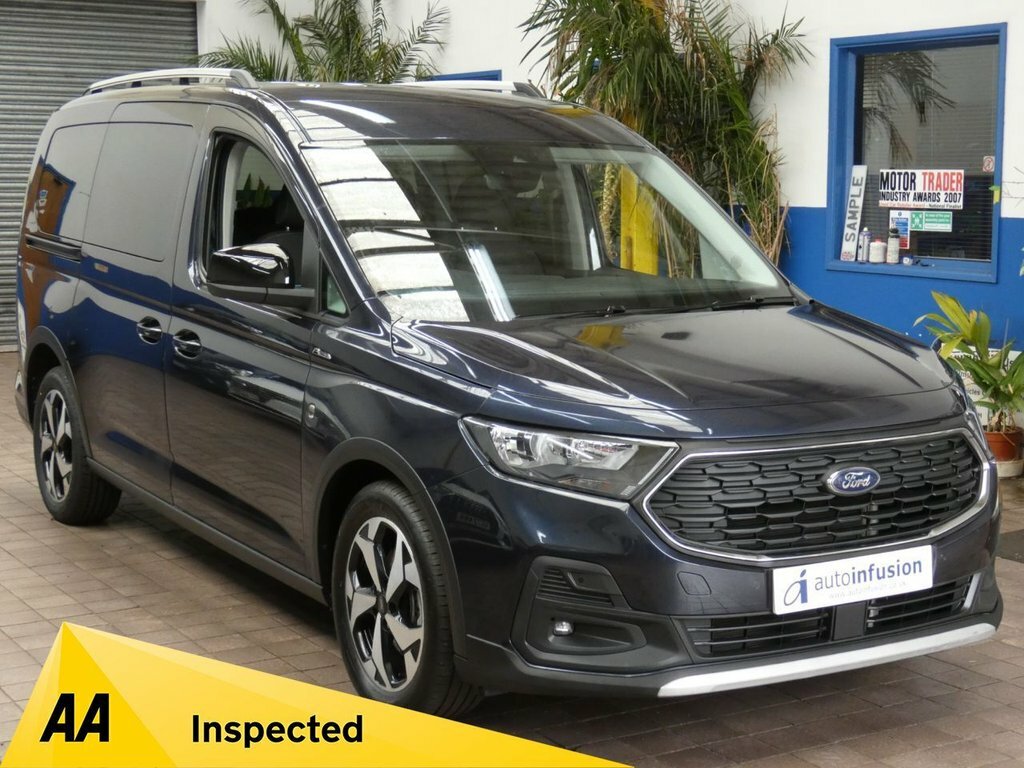 Ford Grand Tourneo Connect 2L Active Blue