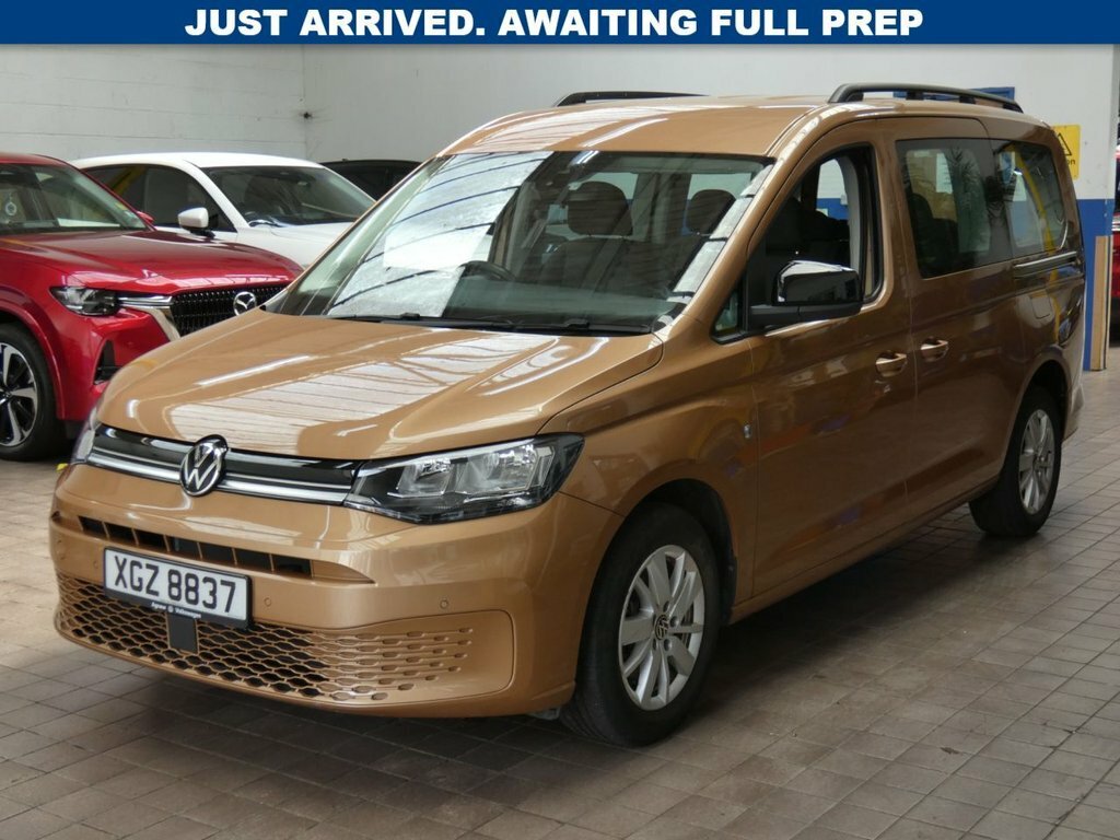 Volkswagen Caddy Maxi Life 2L Life Brown #3