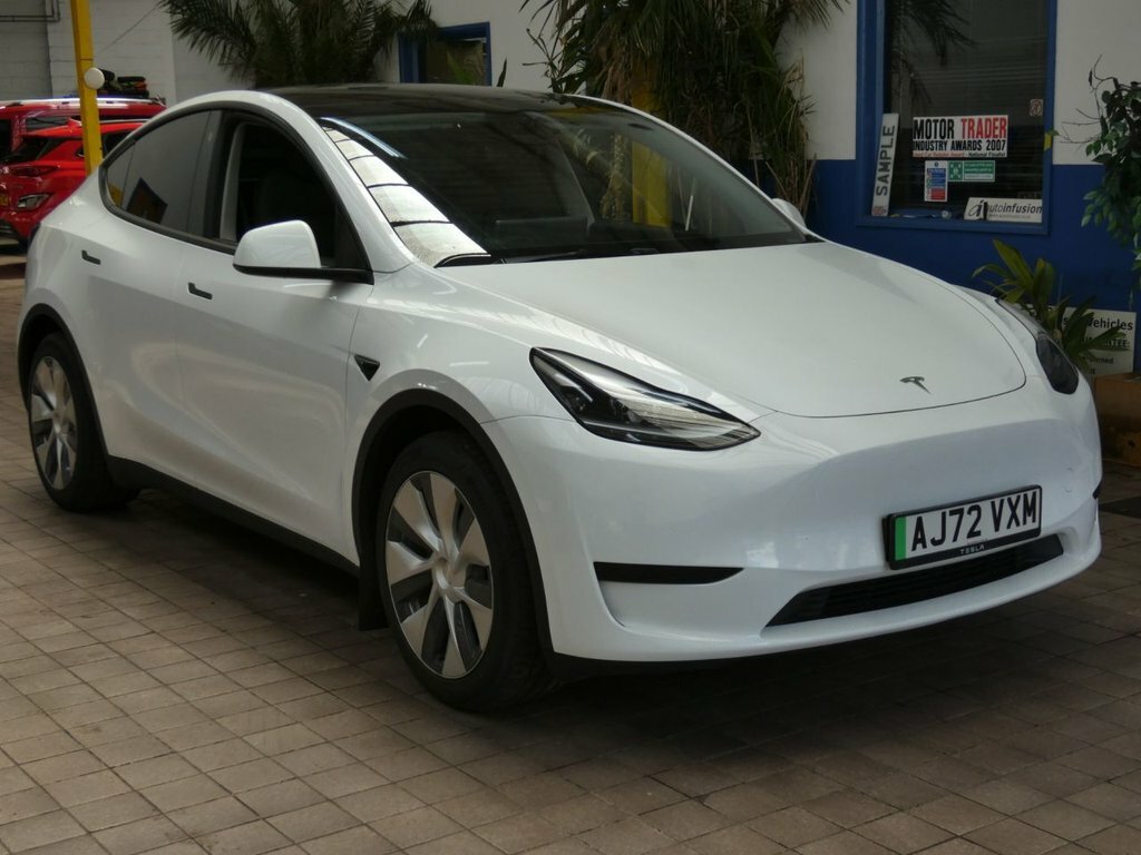 Tesla Model Y Suv AJ72VXM White #6