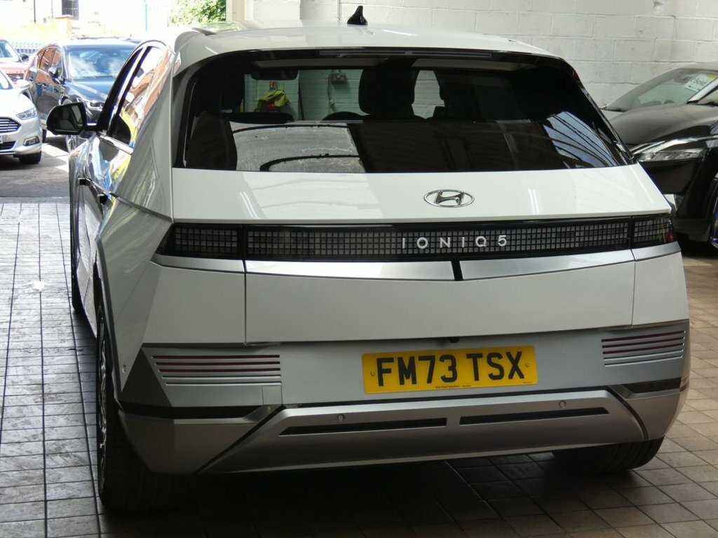 Hyundai Ioniq 5 Hatchback White #4