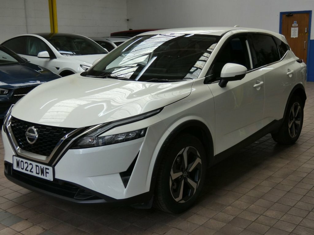 Nissan Qashqai 1.3L N-connecta WO22DWF White #3