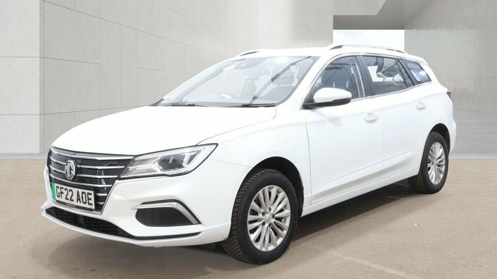 MG MG5 Estate White #2