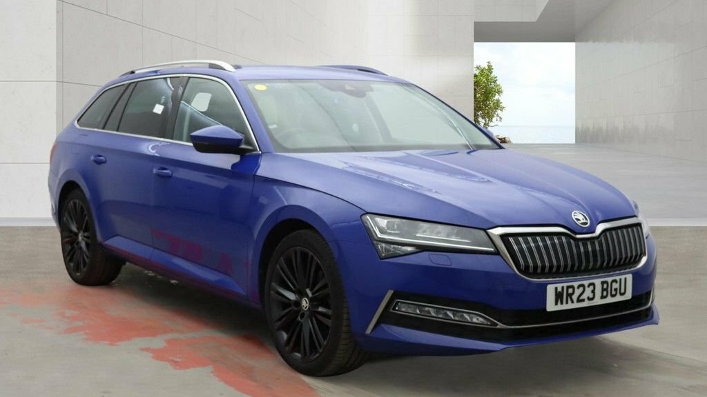 Skoda Superb 1.4L Se L Blue