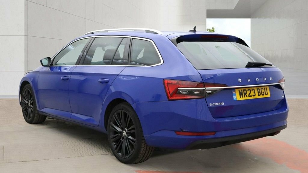 Skoda Superb 1.4L Se L Blue #3