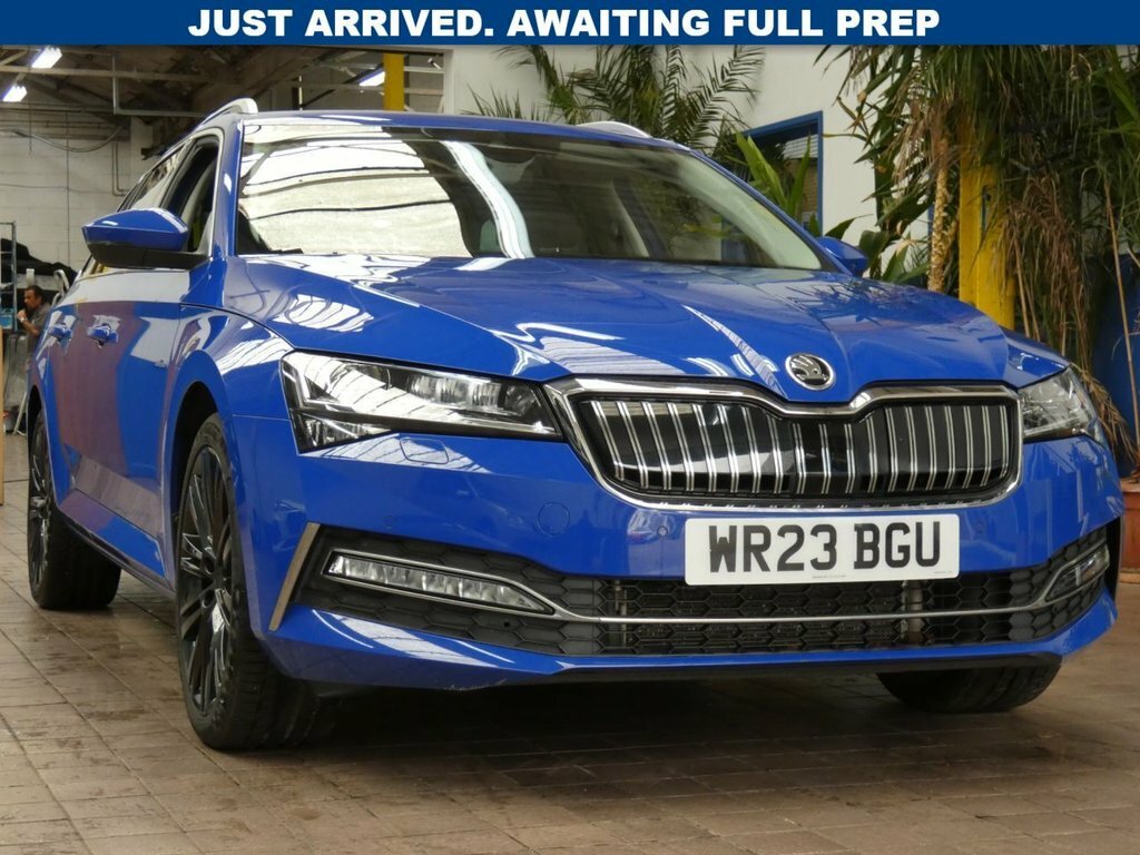 Skoda Superb 1.4L Se L Blue