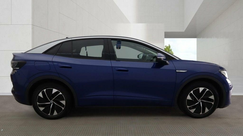 Volkswagen ID.5 Suv Blue #5