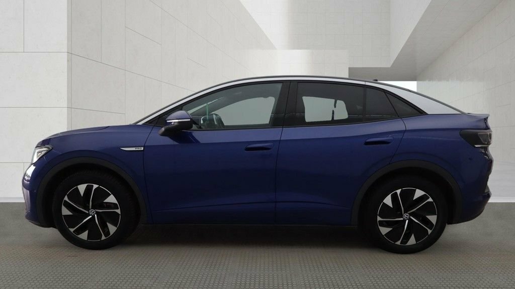 Volkswagen ID.5 Suv Blue #6