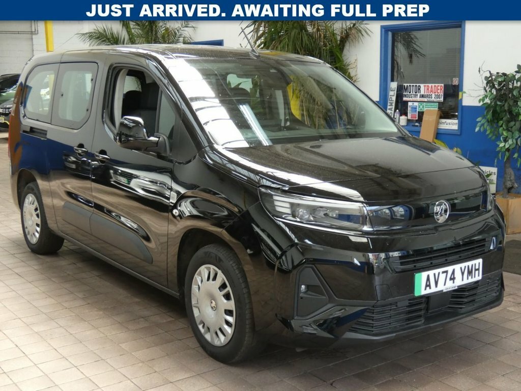 Vauxhall Combo-e Life Mpv Black