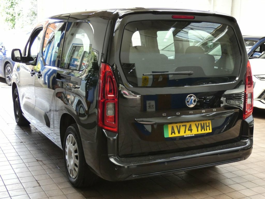 Vauxhall Combo-e Life Mpv Black #4