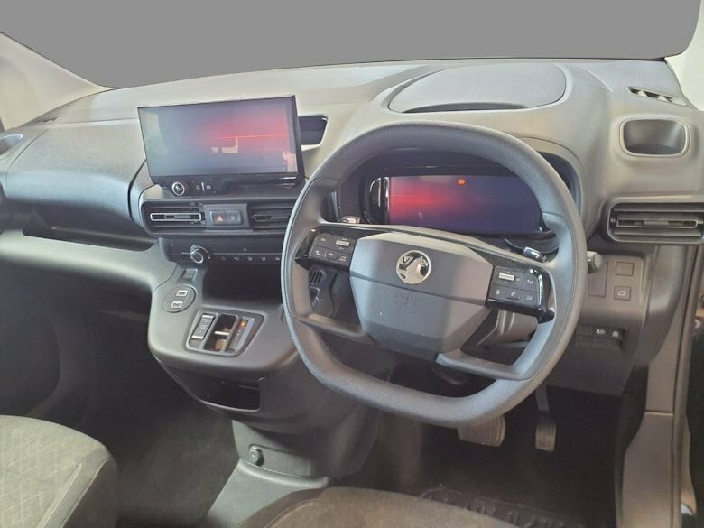 Vauxhall Combo-e Life Mpv Black #4