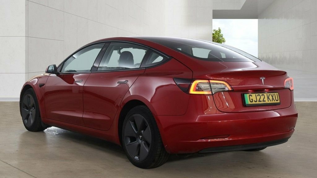 Tesla Model 3 Saloon Red #3