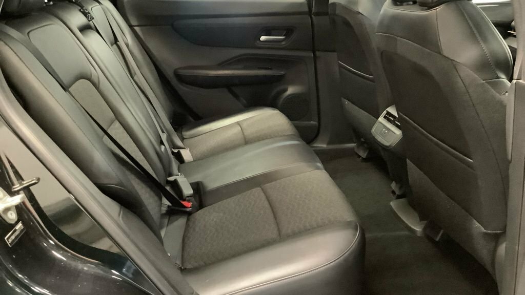 Nissan Ariya 87Kwh Evolve 22Kw Charger Y777MEB Green #9