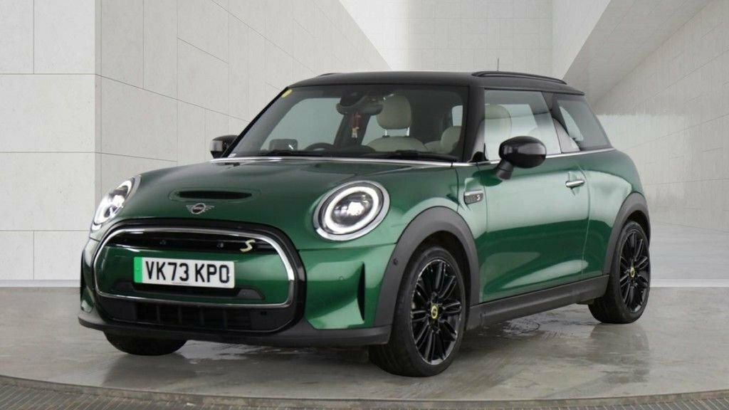 Mini Electric Hatchback Green #2