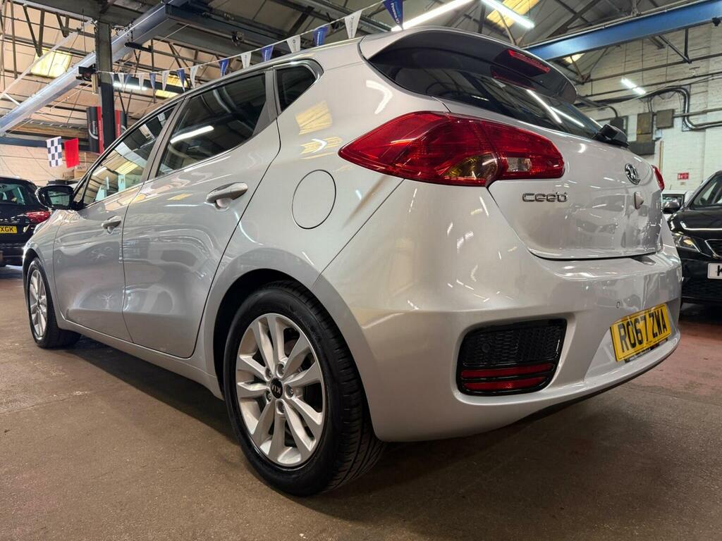 Kia Ceed 1.6 Crdi 2 Euro 6 Ss RO67ZWA Silver #6