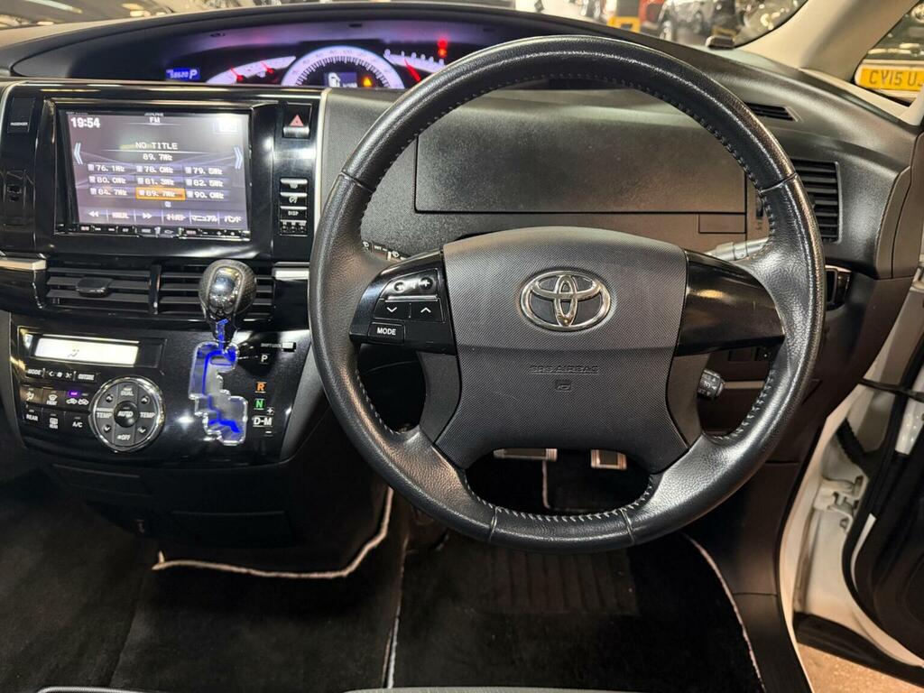Toyota Estima #22