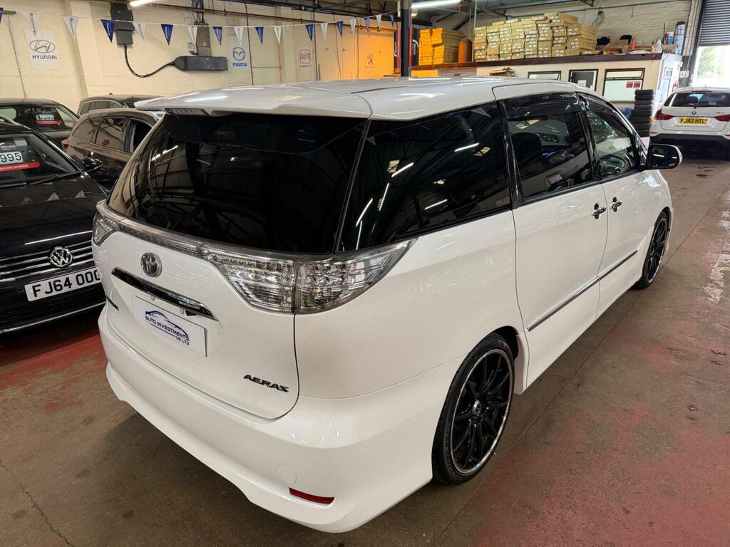 Toyota Estima #10