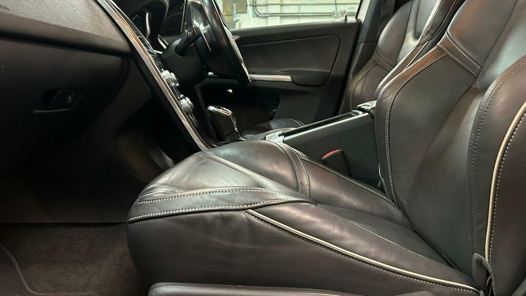 Volvo XC60 Grey #76