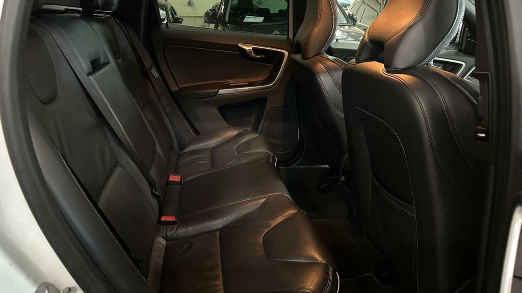 Volvo XC60 Grey #80