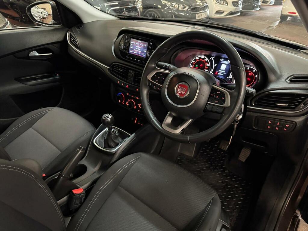 Fiat Tipo 1.4 Mpi Easy Euro 6 White #58