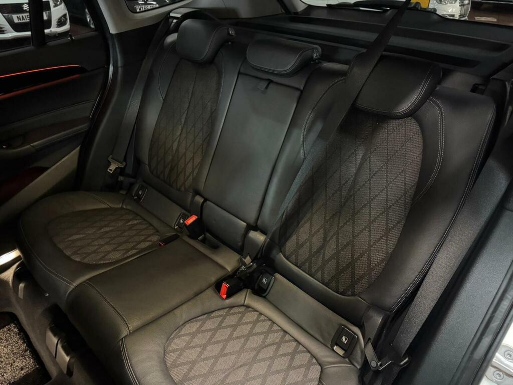 BMW X1 Sdrive 18D Sport White #31