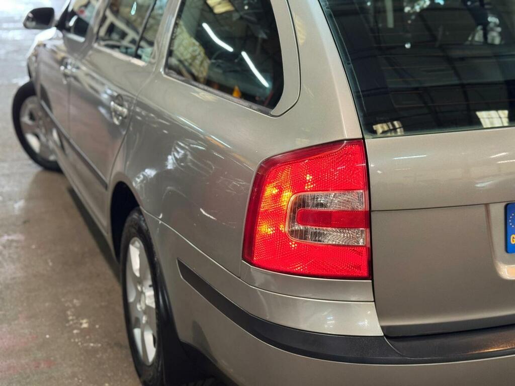 Skoda Octavia 2.0T Fsi Vrs Blue #13