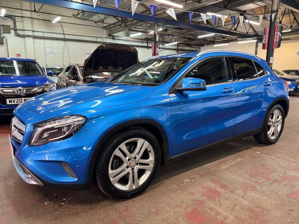 Mercedes-Benz GLA Class 2.1 Gla200 Cdi Amg Line Premium Plus 136 Bhp White #8