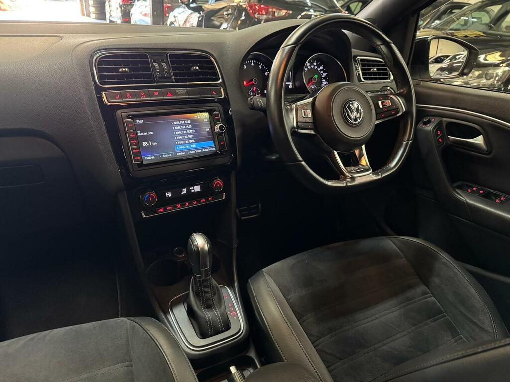 Volkswagen Polo 1.0 S White #24
