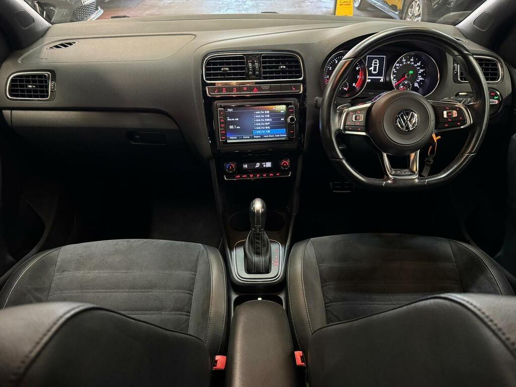 Volkswagen Polo 1.0 S White #34