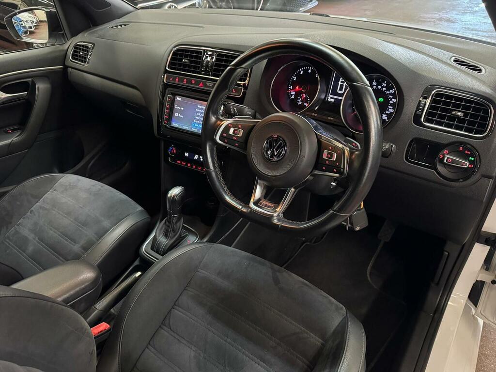 Volkswagen Polo 1.0 S White #22
